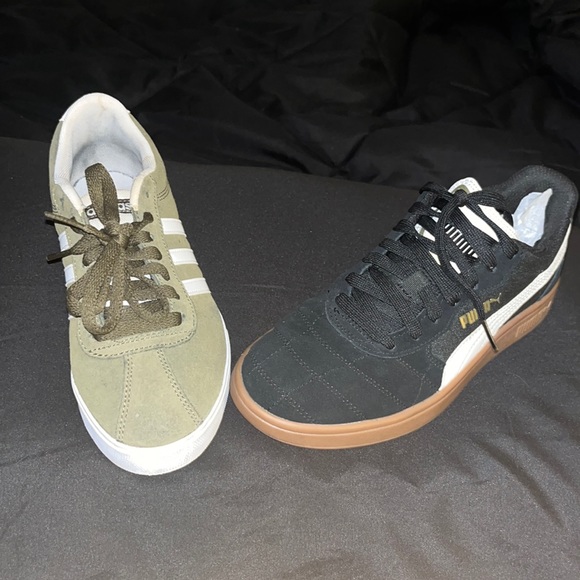 Two different pair (read description). Negotiable. $ is for both pair ($25 each) - Picture 1 of 3